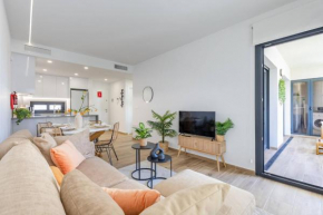 Luxurious Flat with Spacious Terrace